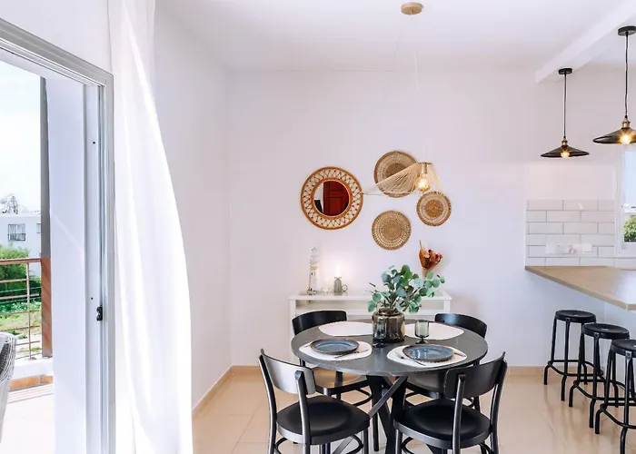 アパート Mia Sirena Lighthouse 3min Walk To The Sea パ フォス