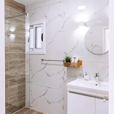 Mia Sirena Lighthouse 3min Walk To The Sea Apartamento Pafos