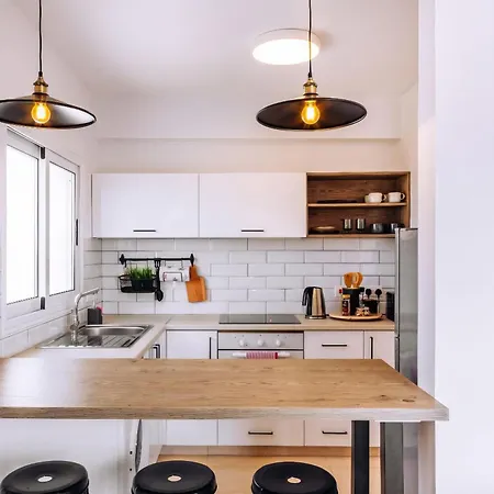 Mia Sirena Lighthouse 3min Walk To The Sea Apartamento Paphos