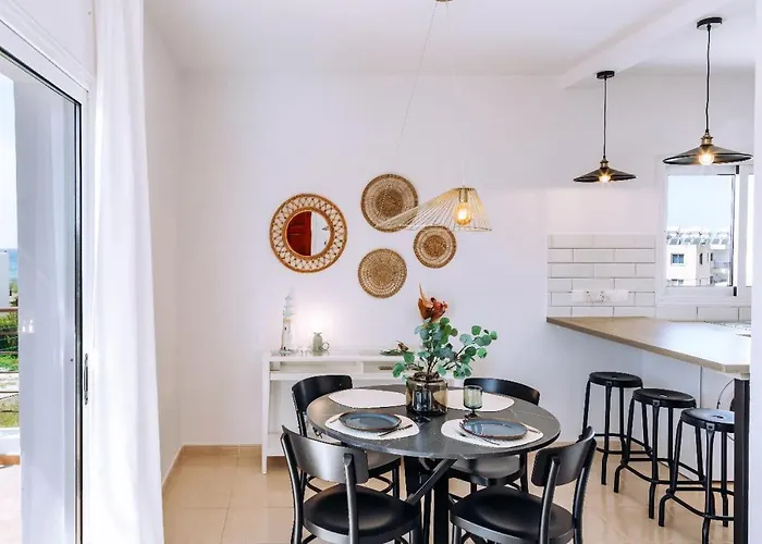 Mia Sirena Lighthouse 3min Walk To The Sea Apartmán