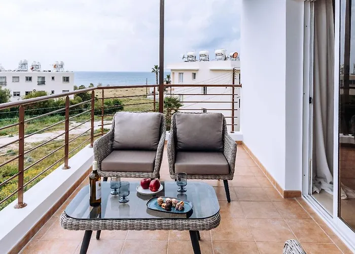 Mia Sirena Lighthouse 3min Walk To The Sea Apartmán