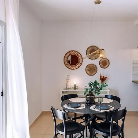 Mia Sirena Lighthouse 3min Walk To The Sea Apartment Paphos