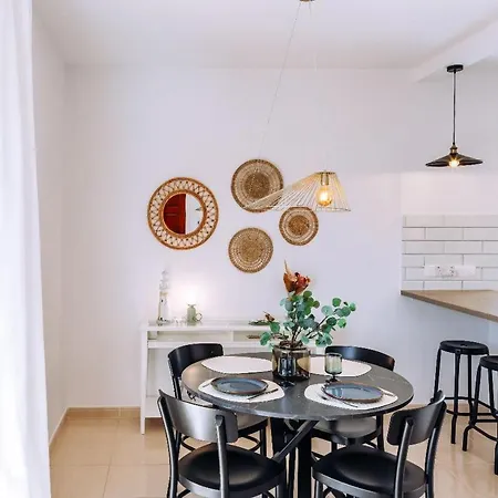 Mia Sirena Lighthouse 3min Walk To The Sea Apartment