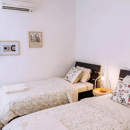 Mia Sirena Lighthouse 3min Walk To The Sea Apartment *